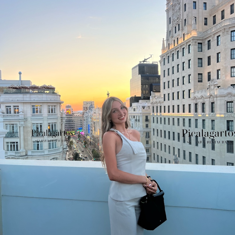 Meet your Posher, Meaghan